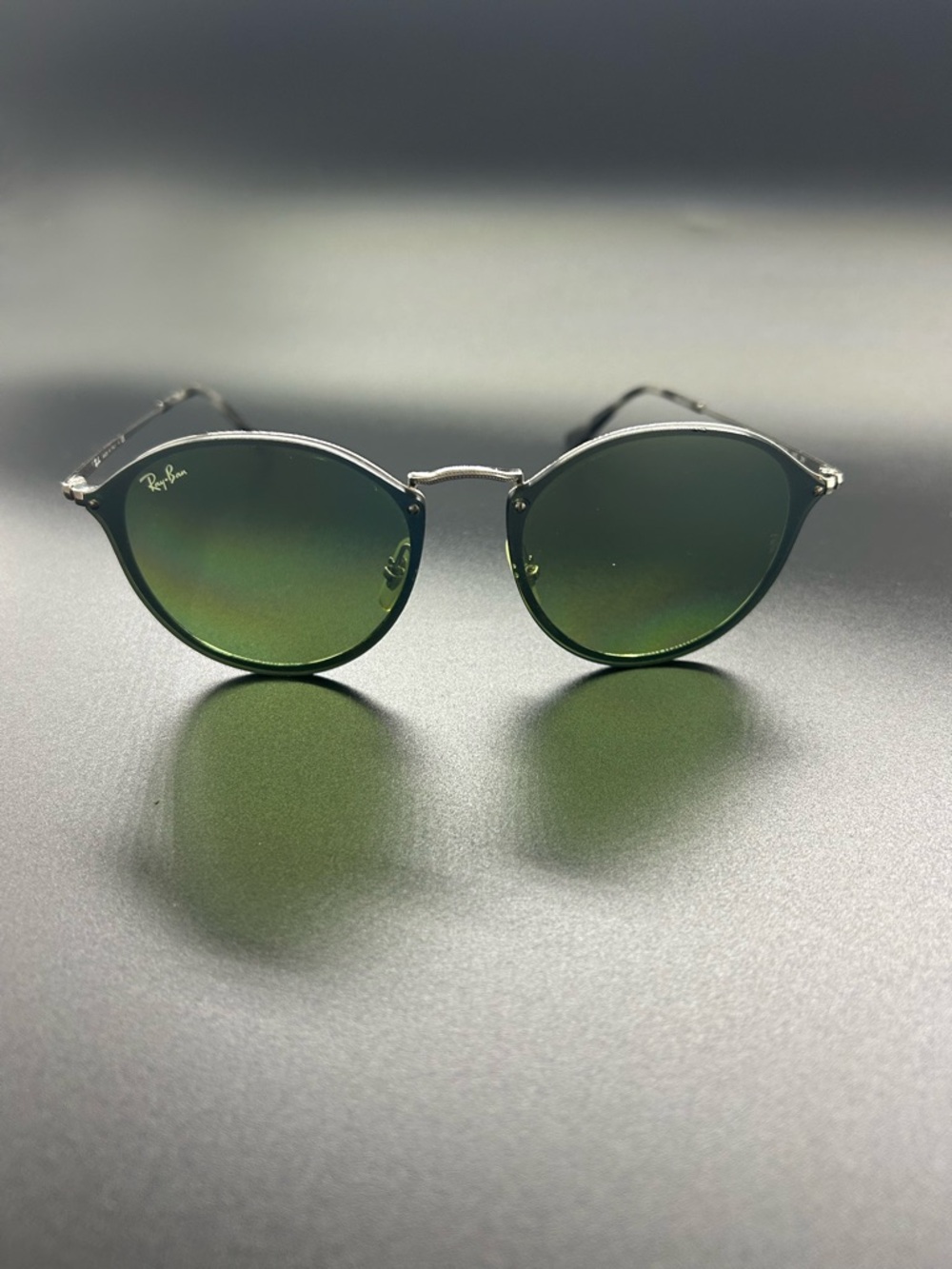 Ray-Ban Women's Round Metal Sunglasses - Green Lenses, Silver Framer